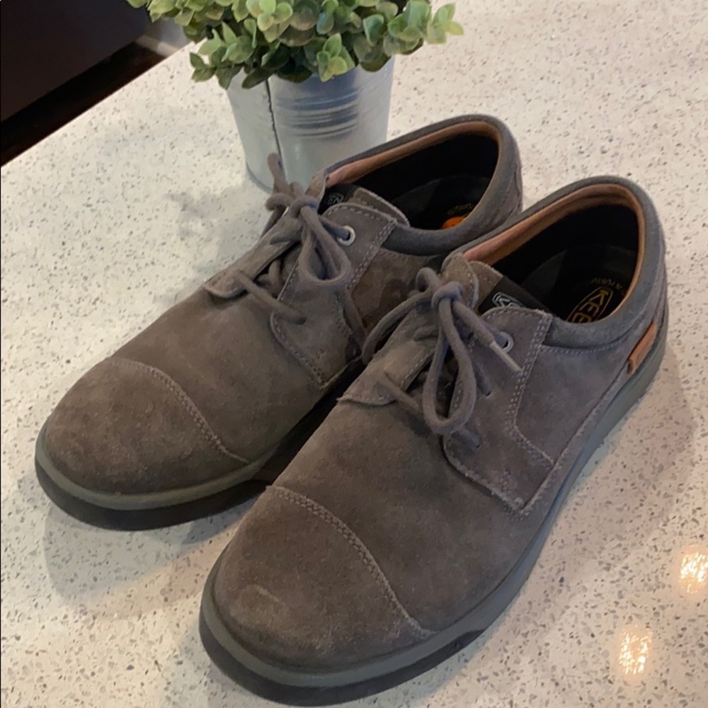 Keen men’s shoes 12